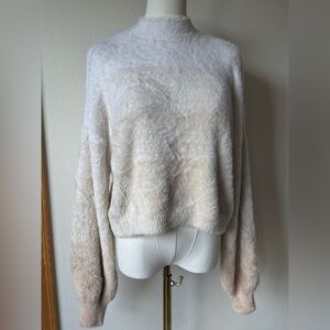 Wild Fable Fuzzy SOFT Cream Ombré Sweater M